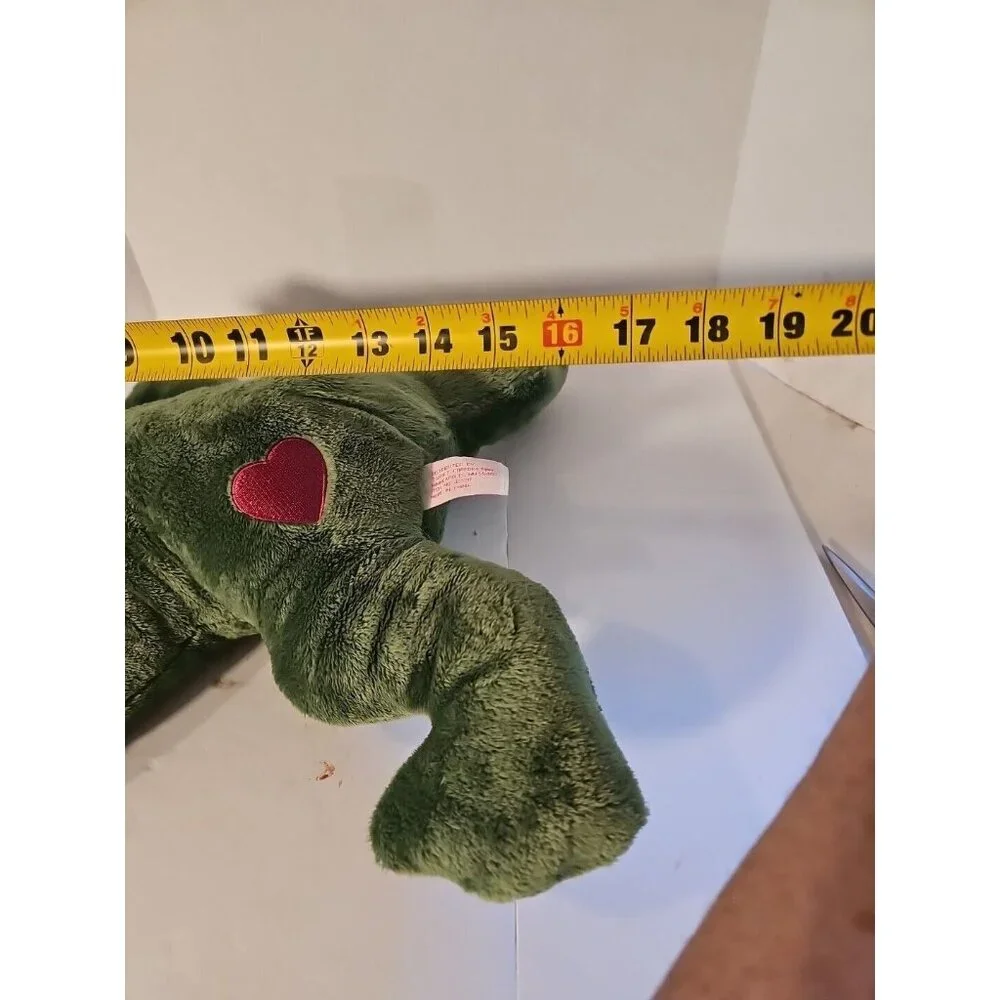 Applause Target Frog Filled With Love Plush  green Red‎ Heart stuffed animal 16